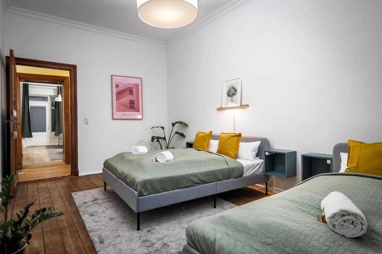 아파트 Super Zentral Super Schoener Altbau In Moabit Rostockerstrasse Im Herzen Von Berlin Fuer Bis Zu 6 Personen 독일
